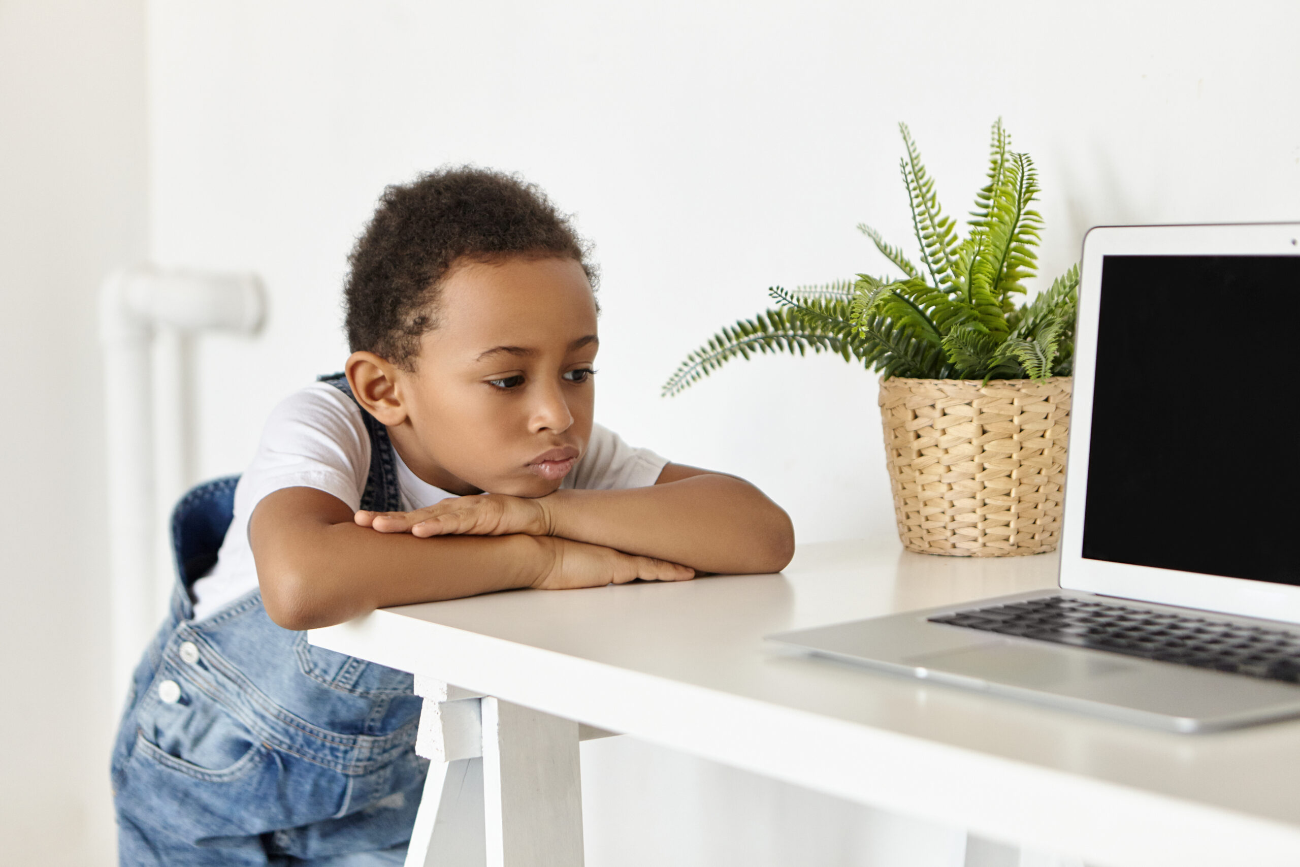 child-with-low-self-esteem